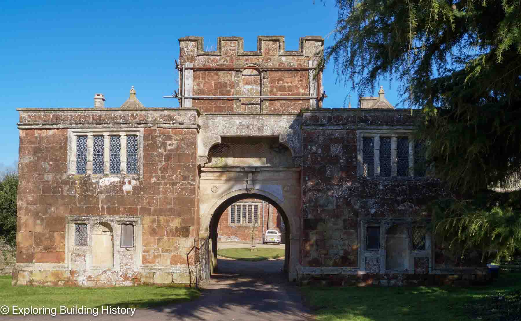 THE GATEHOUSE THAT OUTLIVED THE HOUSE: Cothelstone Gatehouse, Somerset